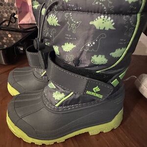 Boys Snow boots, size 25/26
